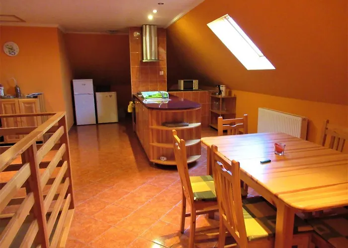 Menyhart Gyenesdiason 6 Fo Reszere Gyenesdiás