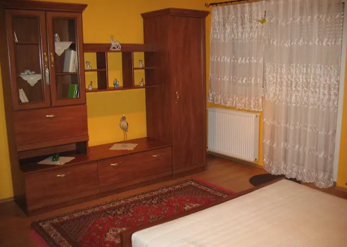 Menyhart Gyenesdiason 6 Fo Reszere Apartmán